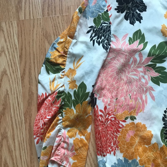Zara Mid-length Floral Blouse - Picture 2 of 3